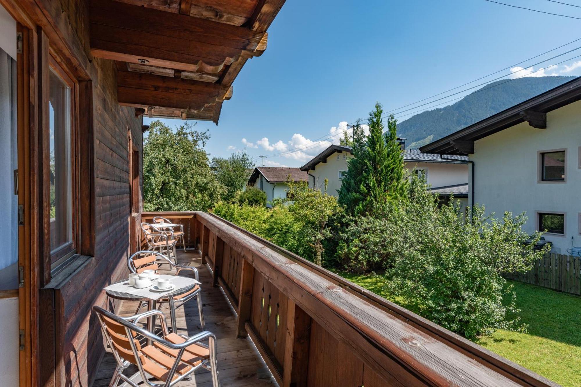 Brixana Hotel Brixen im Thale Exterior foto