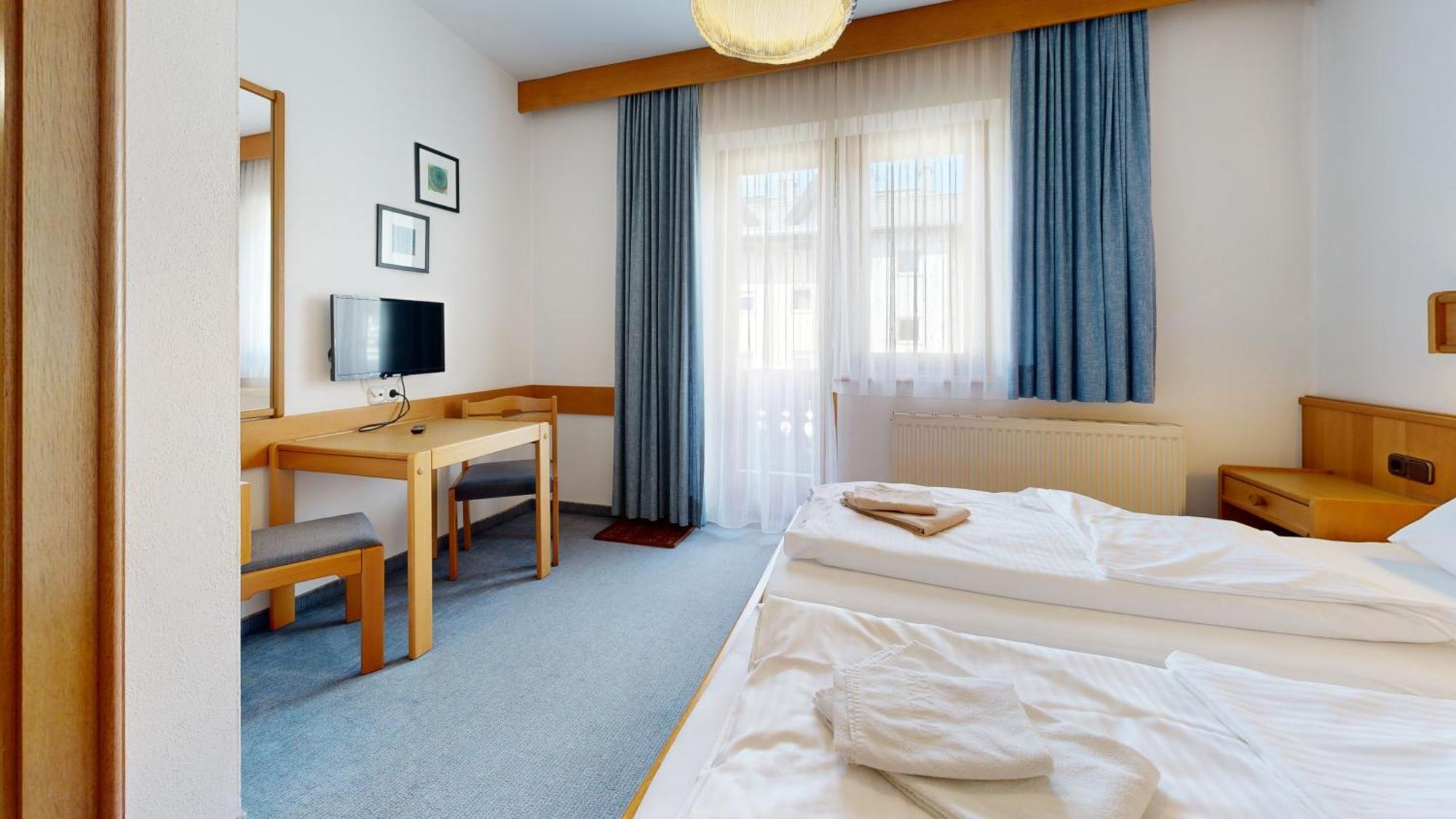 Brixana Hotel Brixen im Thale Exterior foto